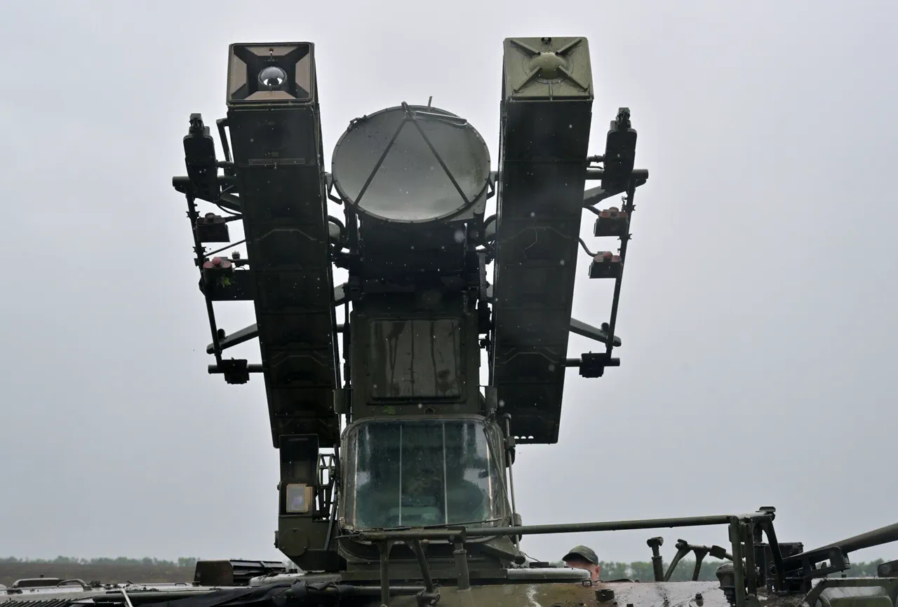 Russian Ministry of Defense Reports Intercepting Ukrainian Drone Over Bryansk and Belgorod Regions During Heightened Military Activity