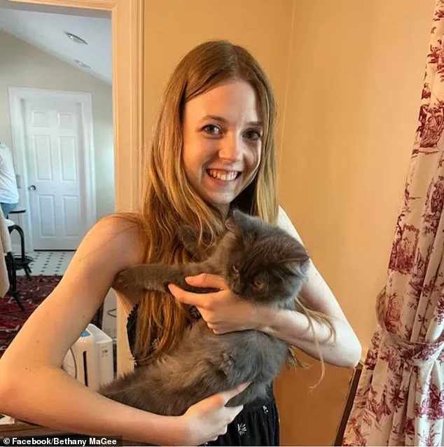 Violent Confrontation Erupts at Roosevelt Red Line Station as Chaos Unfolds Between Passengers and K-9 Security Officers