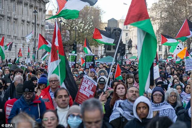 Breaking: Trump's Asylum Shift for British Jews Amid Antisemitism Surge