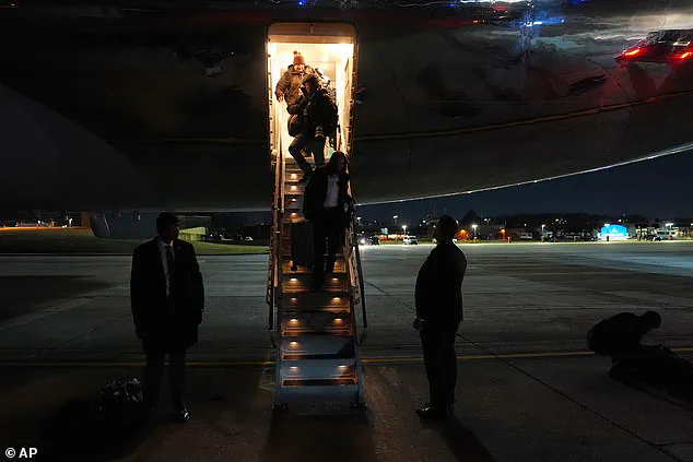 Unexpected Mid-Air U-Turn Forces Air Force One to Return to U.S. Amid Electrical Emergency