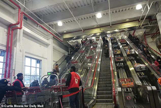 Winter Storm Crisis: Freezing Rain Hits Fort Worth, Spreading to Central Texas and Hill Country as NWS Issues Urgent Alerts