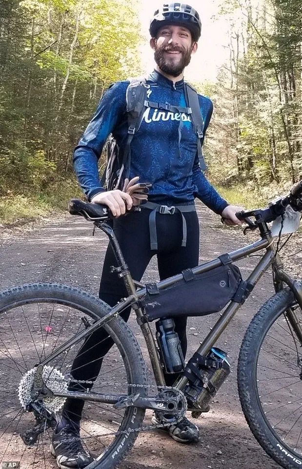 Minneapolis Protests Erupt After Federal Agents' Fatal Shooting of Nurse and HSI Officer Injured in Escalating Violence