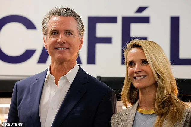 Governor's Wife Confronts Media at Press Conference Over Shift in Focus During Planned Parenthood Bill Event