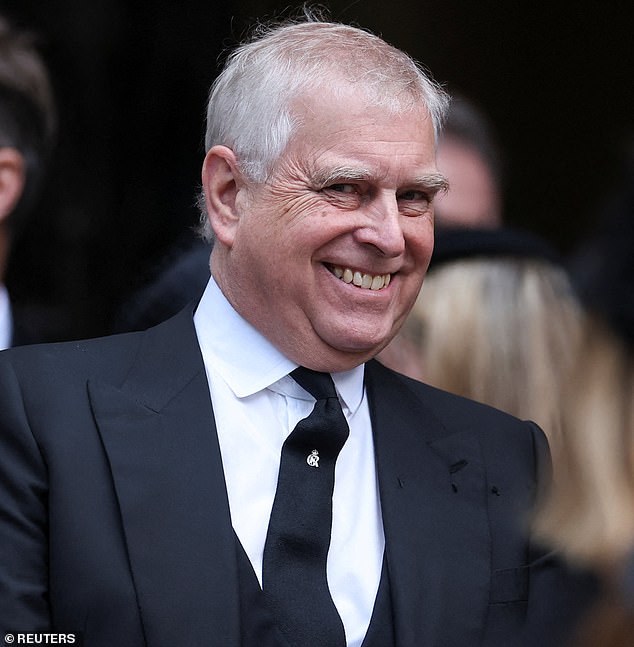 Former Scotland Yard Officer Alleges Prince Andrew Brought Women into Buckingham Palace Without Disclosing Identities to Security