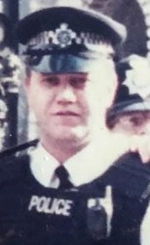 Former Scotland Yard Officer Alleges Prince Andrew Brought Women into Buckingham Palace Without Disclosing Identities to Security