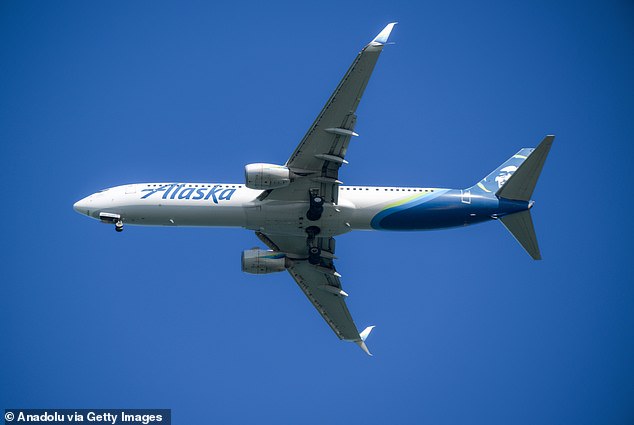 Alaska Airlines Pilots Secure 21% Immediate Pay Hike, With Salaries Projected to Nearly Double by 2025