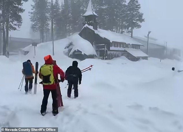 Tragic Avalanche in Sierra Nevada's Perry Peak Kills Eight, Leaves One Missing