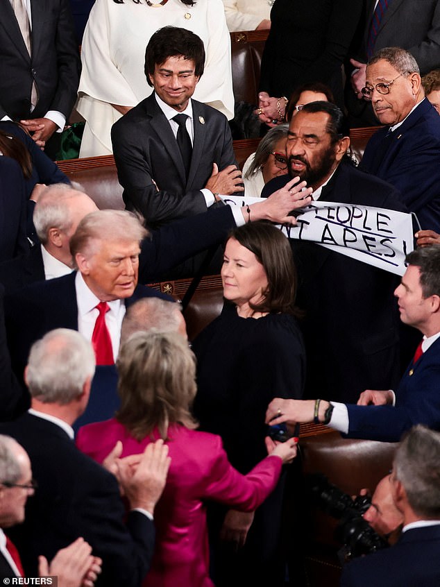 Al Green Protests Trump's AI Video at State of the Union