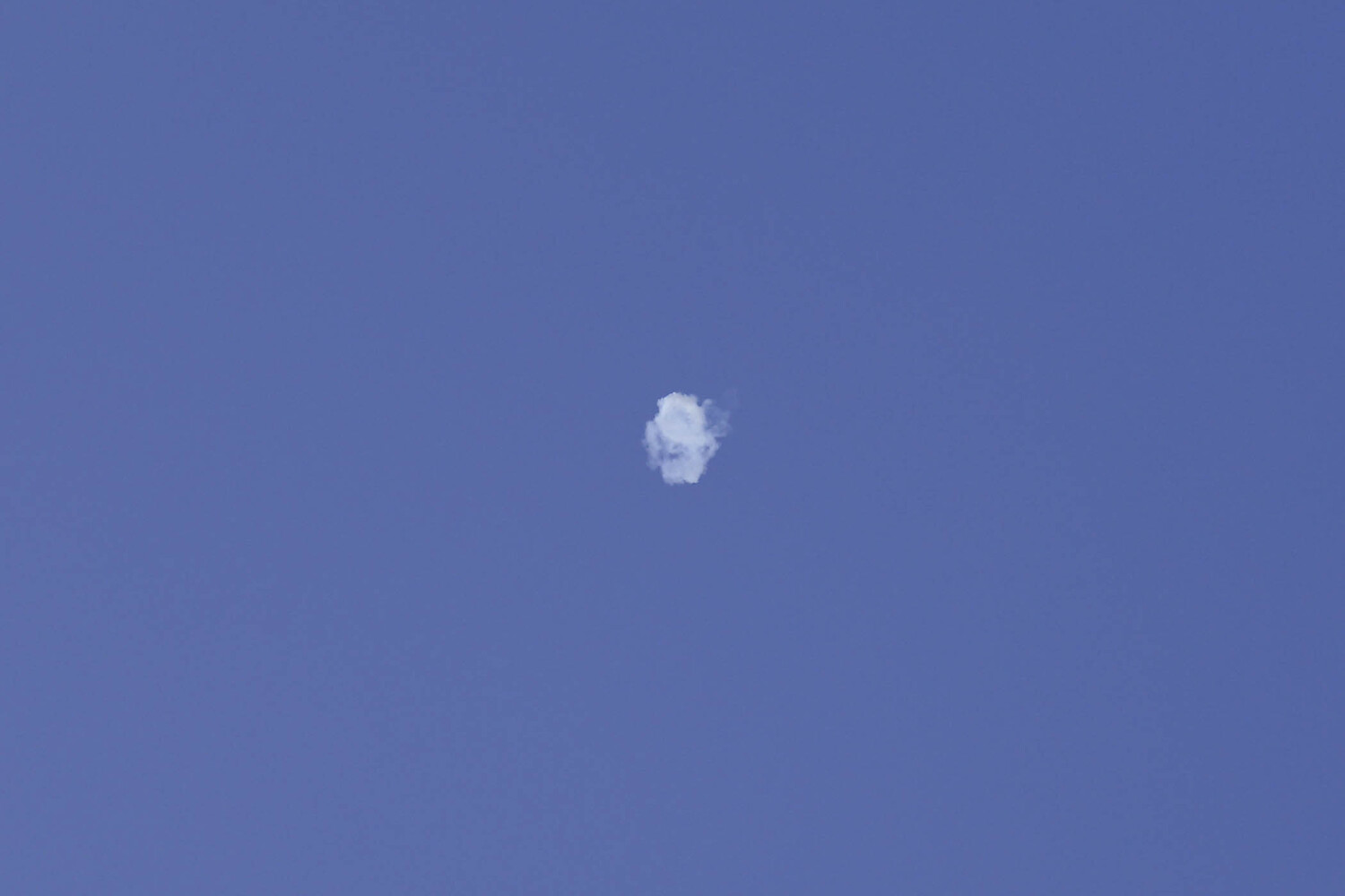 Explosions Rock Abu Dhabi Near Iconic Sheikh Zayed Grand Mosque, Raising Questions About Emergency Preparedness