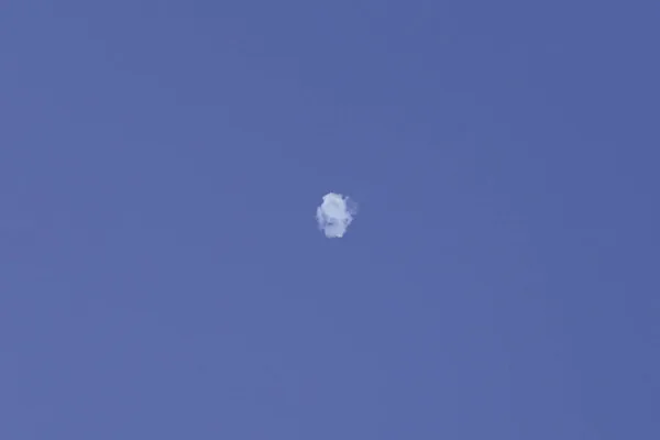 Explosions Rock Abu Dhabi Near Iconic Sheikh Zayed Grand Mosque, Raising Questions About Emergency Preparedness