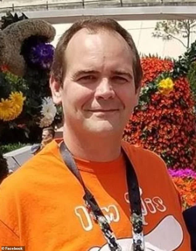 Controversy Erupts Over Twistee Treat's New Ice Cream Store in The Villages: Residents Clash Over Iconic Design