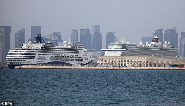 Middle East Conflict Strands Cruise Ships in Gulf, Threatens Global Shipping Lanes