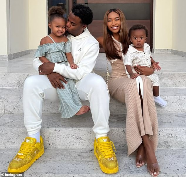 Former Miss Missouri Stranded in Dubai with Children as US-Iran Tensions Escalate, Trapping Americans