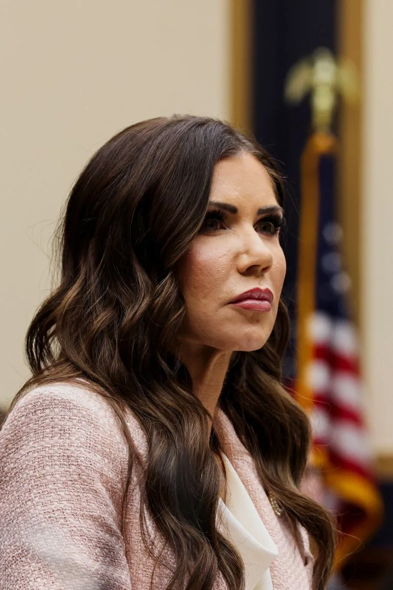 Trump Reshuffles Cabinet as Noem Moves to New Role Amid Bipartisan Backlash