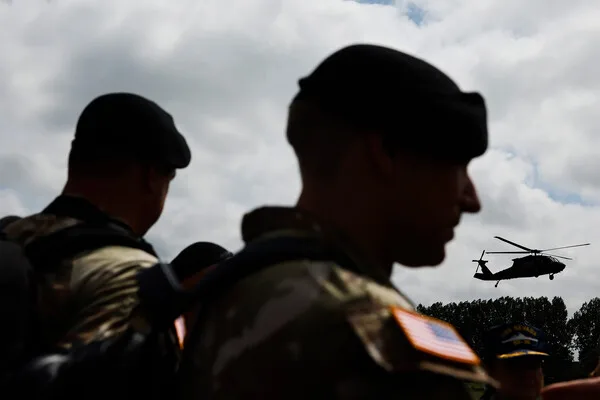 U.S. and Israeli Forces in Iran Face 'Enormous Losses' as Diplomacy Efforts Rise