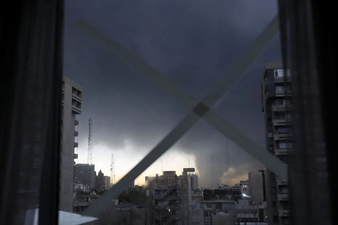 Joint US-Israeli Air Strikes Target Oil Facilities in Tehran, Spark Massive Fires and Escalate Conflict