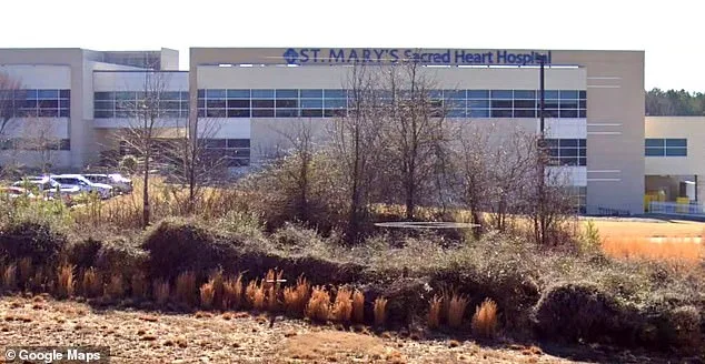 Surgeon Faces Lawsuit Over Alleged Threat to Patient Following Gallbladder Surgery