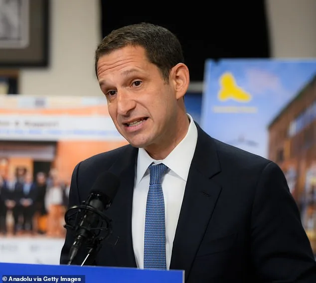 Judge Orders Reconsideration of Charges in San Francisco Bodyguard-Homeless Man Altercation