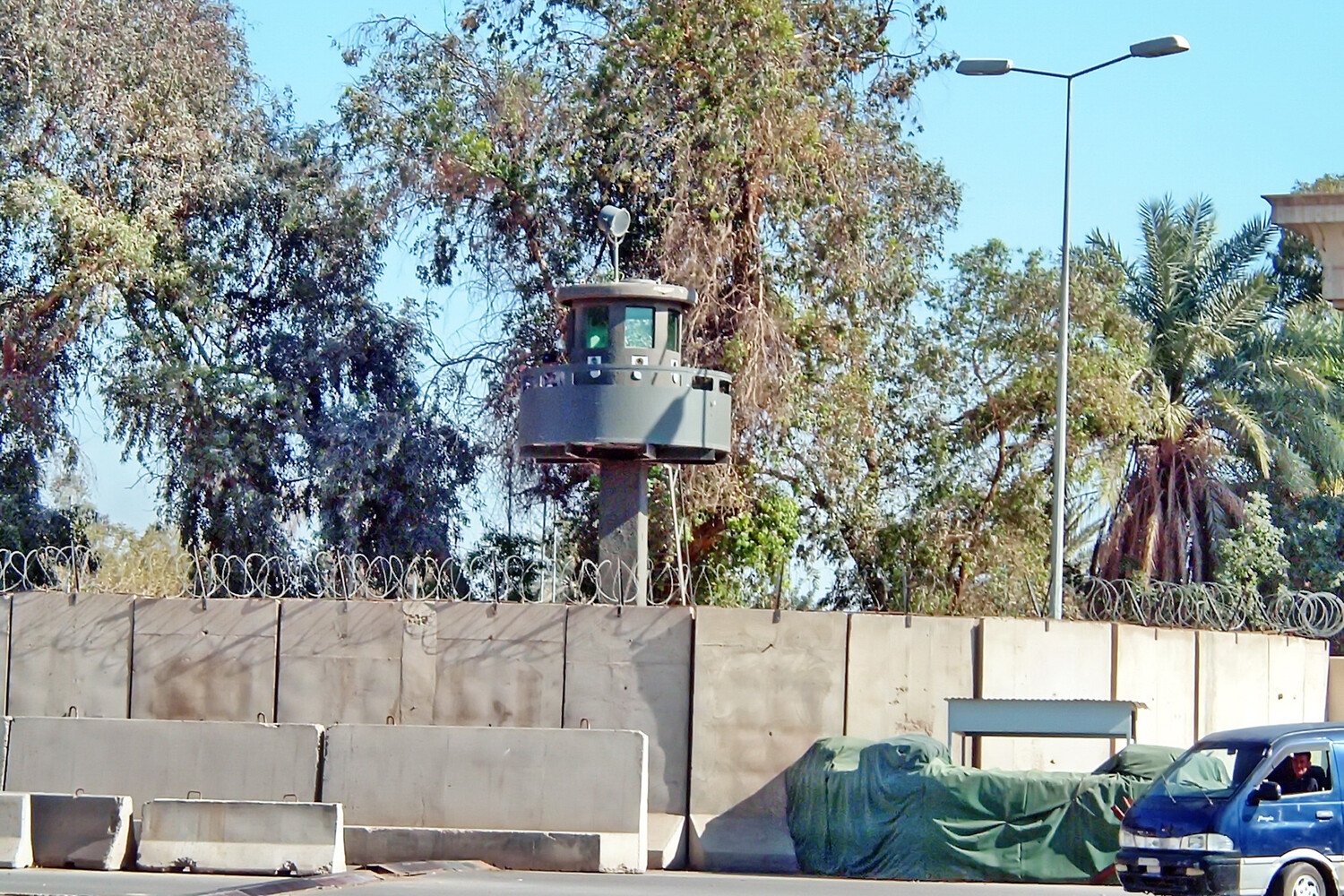 Iranian Forces Allegedly Launch Overnight Assault on U.S. Embassy in Baghdad, Sparking Security Scrutiny