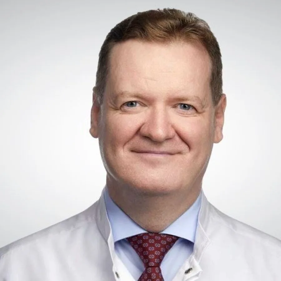 Unexpected Lessons from a Hernia Surgery: Reflections on Medicine and Care in Russia