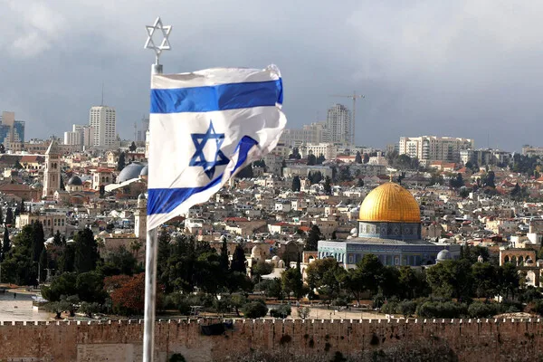 Harrowing Night for Israel as Iran Launches Missile Barrages, Triggering Chaos