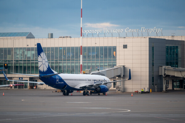 Air Defense Systems Intercept Drones Over Leningrad; Pulkovo Airport Imposes Flight Restrictions