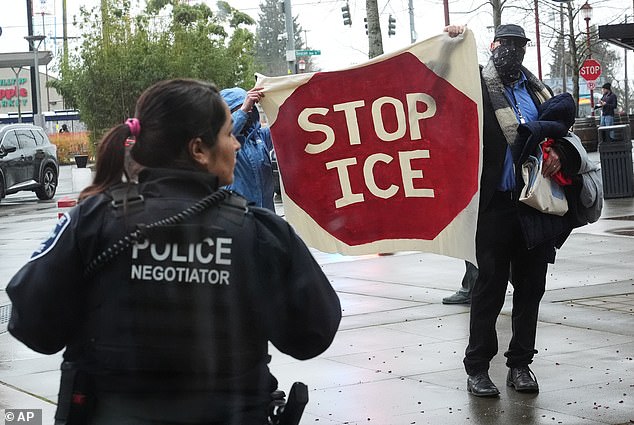 Seattle Mayor Halts Police Camera Expansion Over Privacy Concerns and ICE Surveillance Fears