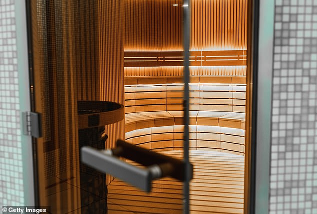 Equinox Gyms' Steam Rooms Under Scrutiny: Allegations of Clandestine Encounters Fuel Debate