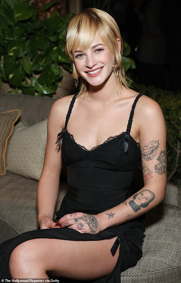 Esther McGregor Stars in 'Twelfth Night' with Dual Role, Honoring Father's Legacy