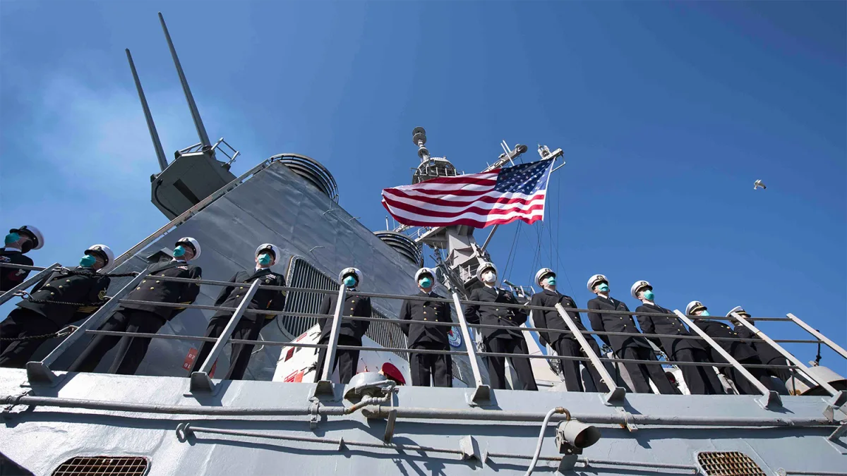U.S. Destroyers Avoid Catastrophe in Hormuz as Iran-US Tensions Escalate