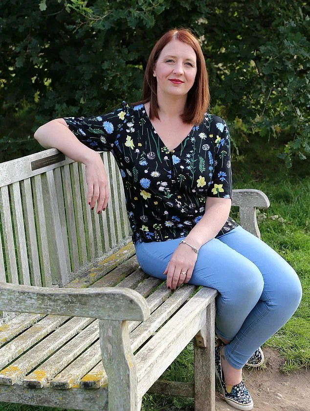 Perimenopause: Navigating Health Risks with AI and Alternative Treatments