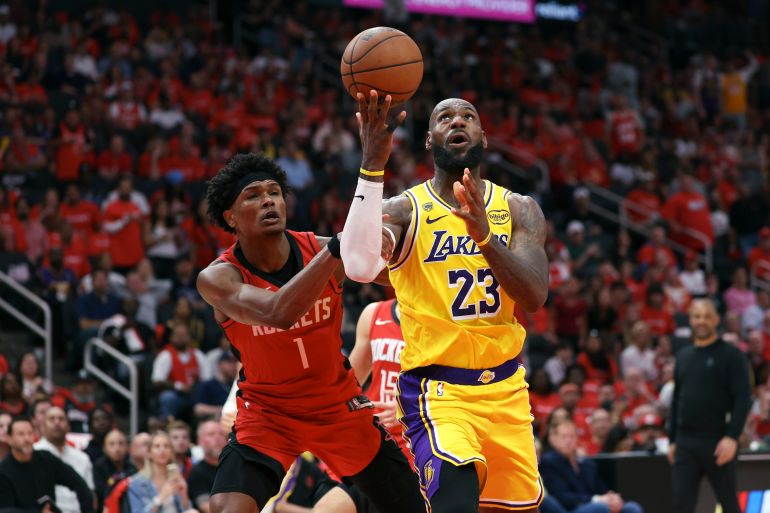LeBron James leads Lakers past Rockets for commanding 3-0 series lead
