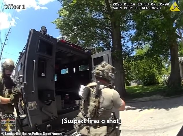 Kentucky man wanted for killing homeless man dies during police standoff