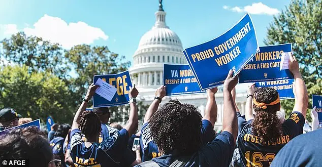 Federal Workers Resist Buyout Plan in Emails