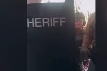 Raul Lopez's traumatic encounter with ICE agents