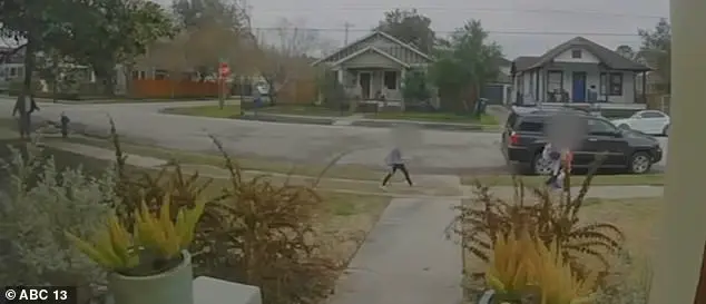 Terrifying Attack on Young Girl in Houston Surfaces in Surveillance Footage