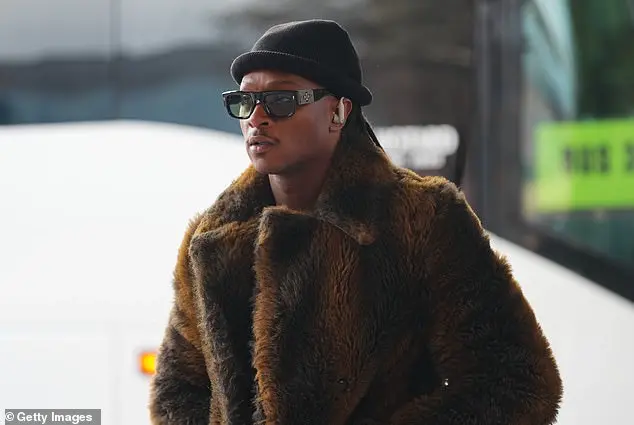 DeAndre Hopkins Wears Father's Mink Coat at Super Bowl