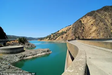 Whirlpool at Lake Berryessa: A Natural Phenomenon