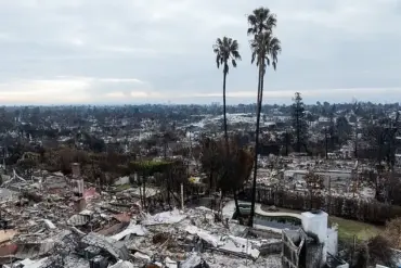 Wildfire Devastation in Los Angeles: Aerial Footage Shows Extent of Damage