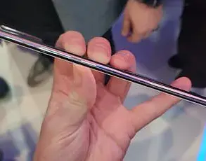 Lenovo Unveils Solar-Powered Yoga Laptop