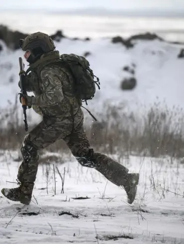 Tensions Mount as Russian Troops Cross into Ukraine from Belgorod