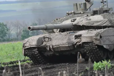 British Challenger 3 Tank: Advancements and Comparison with Russian T-90