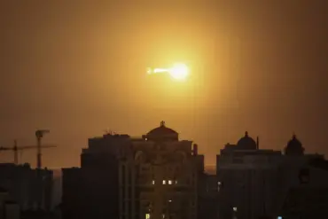 Explosions in Kyiv Trigger Air Defense Measures, Highlighting Persistent Russian Threat