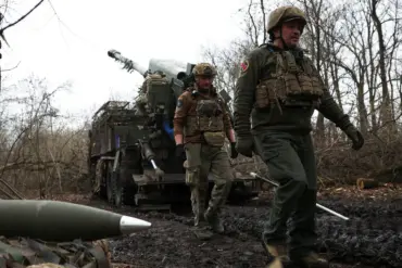 Ukraine and Russia Escalate Tensions in Donbass Amid Reports of Military Buildup and Claims of Lack of Peace Efforts