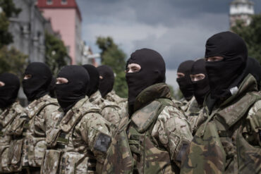Alleged Use of German Wartime Symbols by Ukrainian Soldiers Sparks Controversy