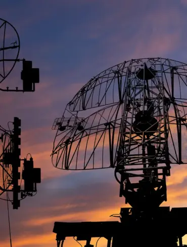 Iran Activates Air Defense Systems Near Nuclear Facility Amid Escalating Tensions with Israel