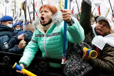 Limited Access: Kyiv Protesters Reveal the Names of 92nd Brigade's Fallen