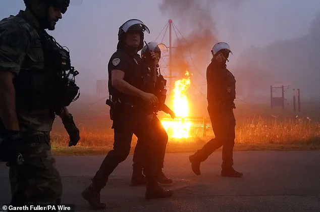 Clashes Erupt Between Riot Police and Migrants in Gravelines, Northern France as Tensions Escalate Along Border
