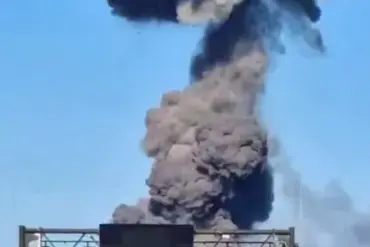 Explosion Devastates Region: 25 Homes Destroyed, Emergency Response Underway Amid Urgent Crisis