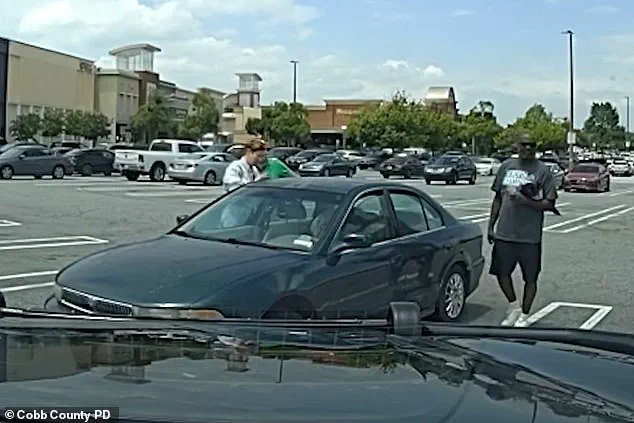 ‘I Couldn’t Stand It’: Concerned Shopper’s Alert Leads to Georgia Police Rescue of Toddlers Left in Hot Car for 40 Minutes